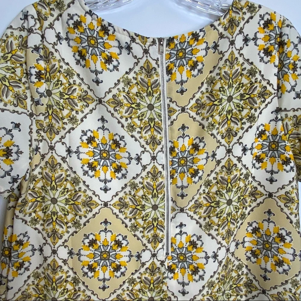 Lulus Paisley Lined Short Sleeve Sheath Dress.  Size Medium - Picture 7 of 8